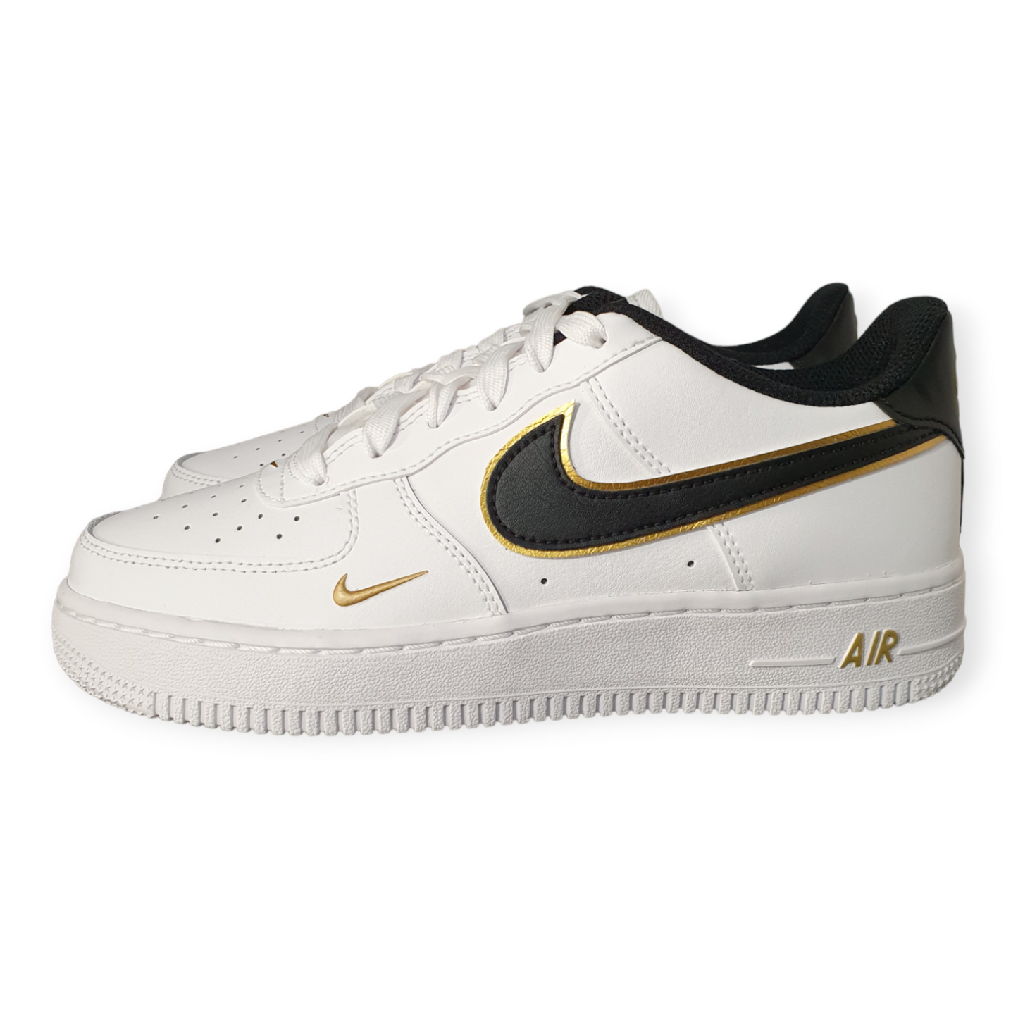 White nike on sale shoes gold swoosh