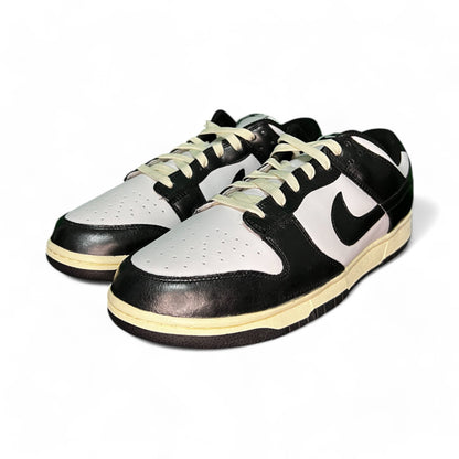 Nike Dunk Low Vintage Panda