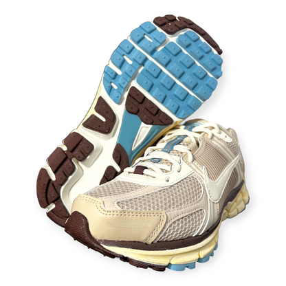 Nike Zoom Vomero 5 Oatmeal