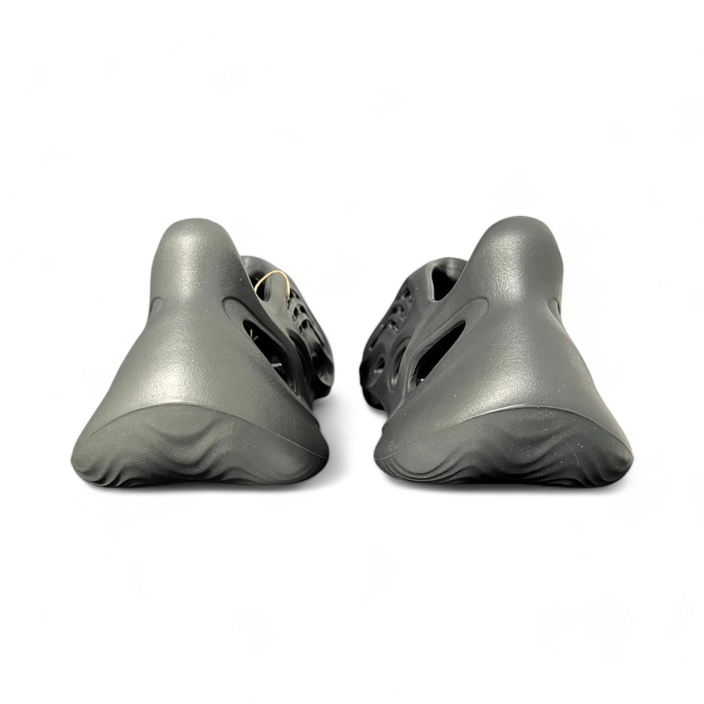 Yeezy Foam RNR Carbon